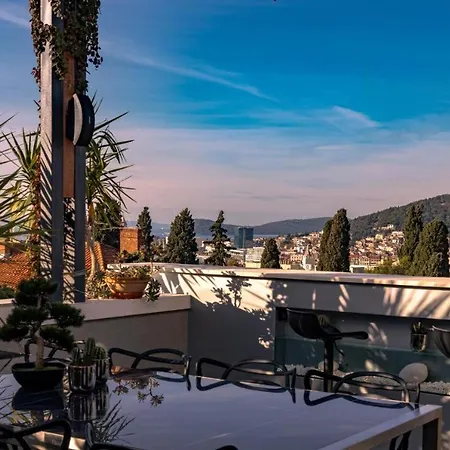 Roof 69 Luxury Penthouse Lejlighed *